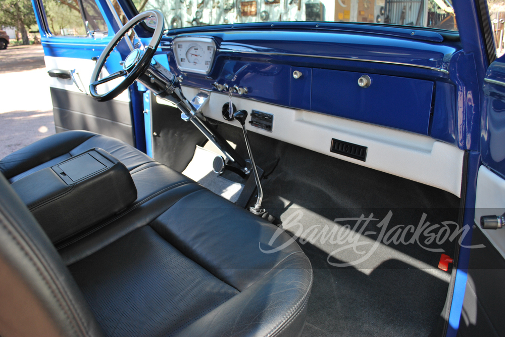 1955 FORD F-100 CUSTOM PICKUP - Interior - 262097