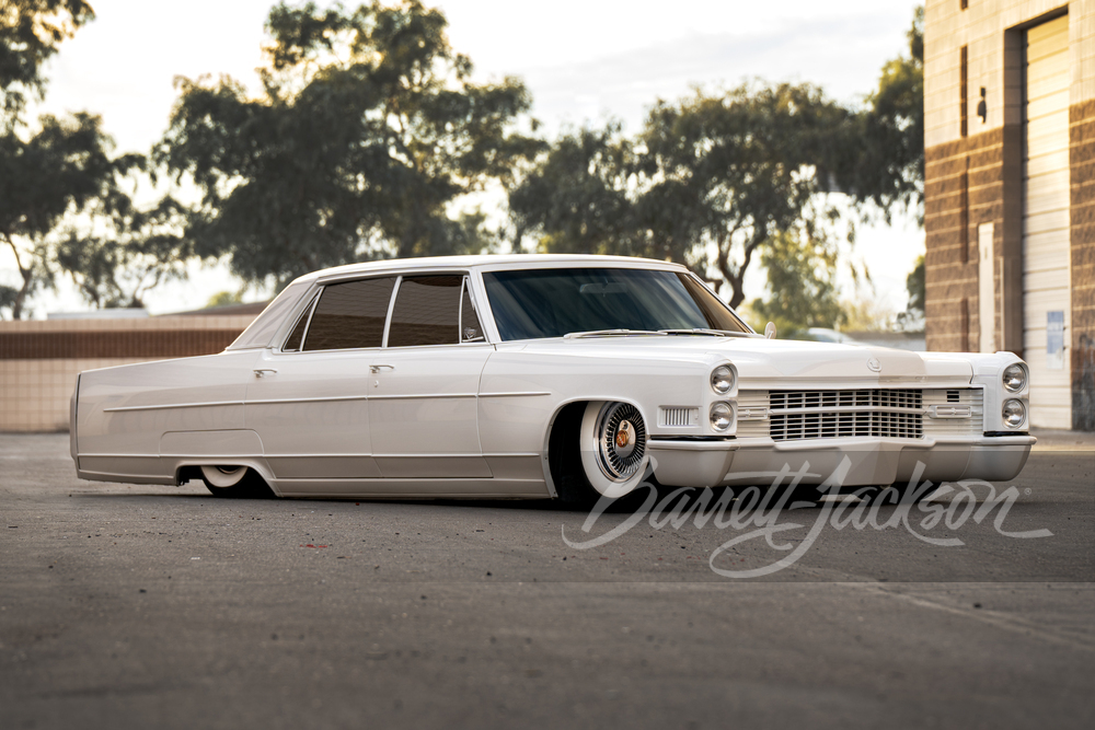 1966 CADILLAC FLEETWOOD BROUGHAM CUSTOM SEDAN - Side Profile - 262120