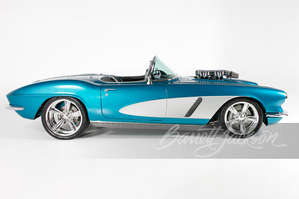 1962 CHEVROLET CORVETTE CUSTOM CONVERTIBLE - Side Profile - 262127