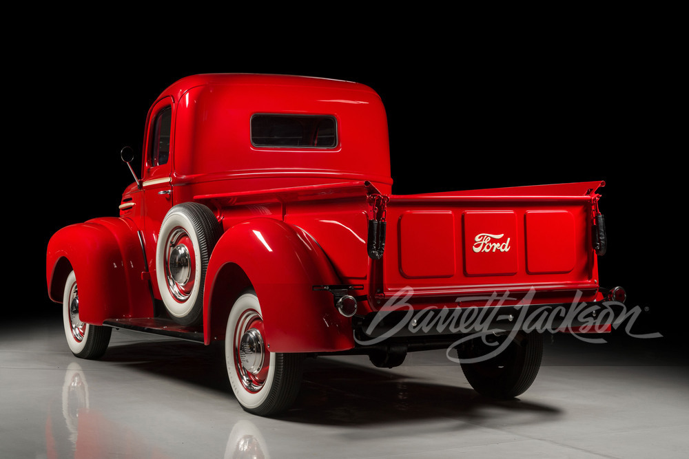 1947 FORD PICKUP - Rear 3/4 - 262195