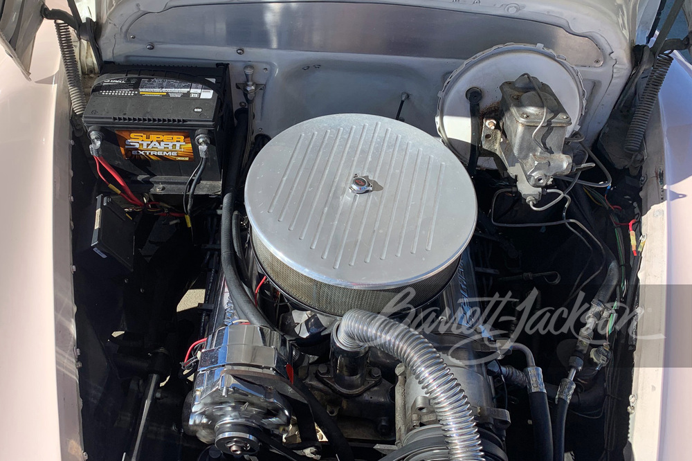 1947 CHEVROLET FLEETLINE CUSTOM COUPE - Engine - 262259