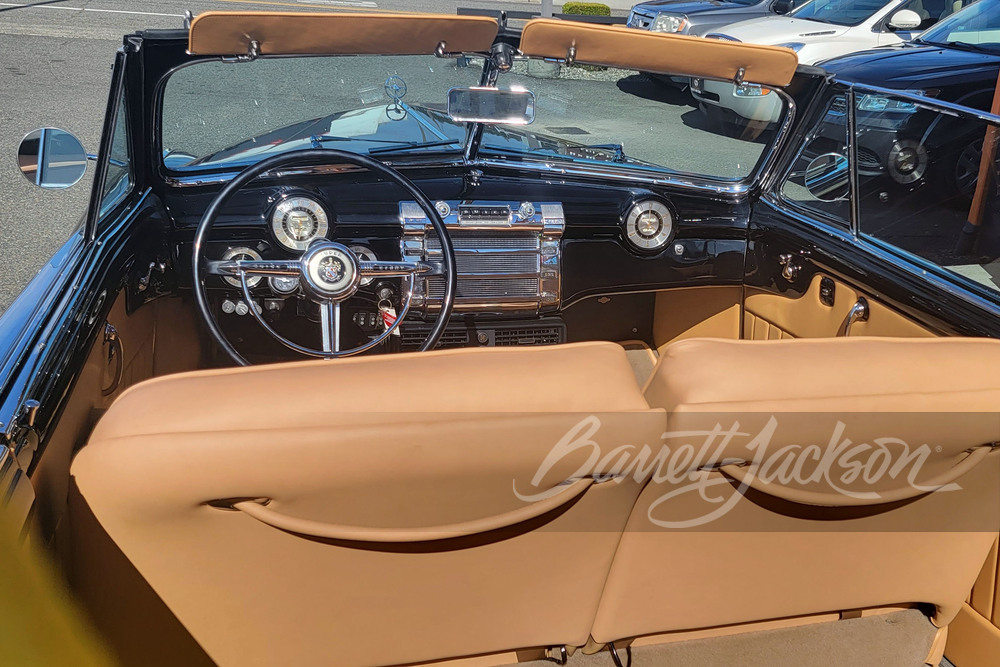 1948 BUICK SUPER 8 CONVERTIBLE - Interior - 262270
