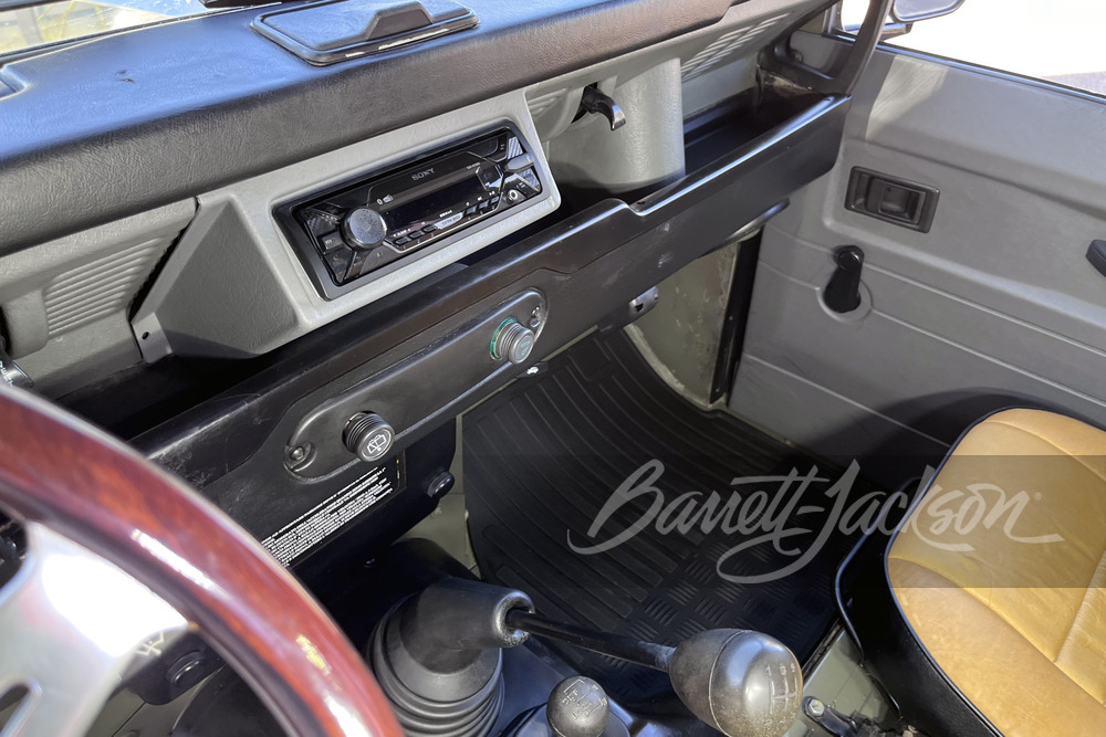 1997 LAND ROVER DEFENDER 90 CUSTOM SUV - Misc 5 - 262568