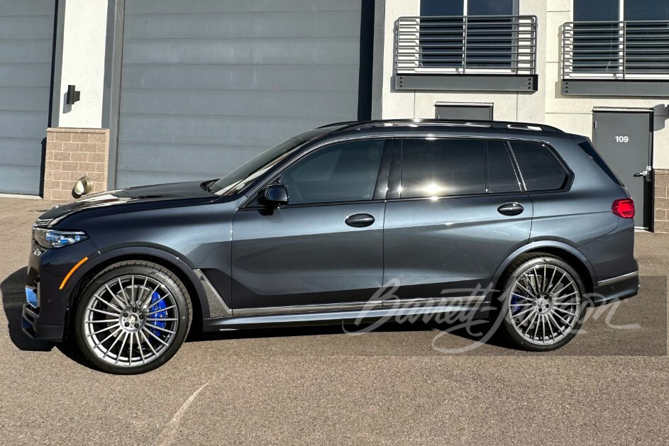 2022 BMW X7 ALPINA XB7 - Side Profile - 262707