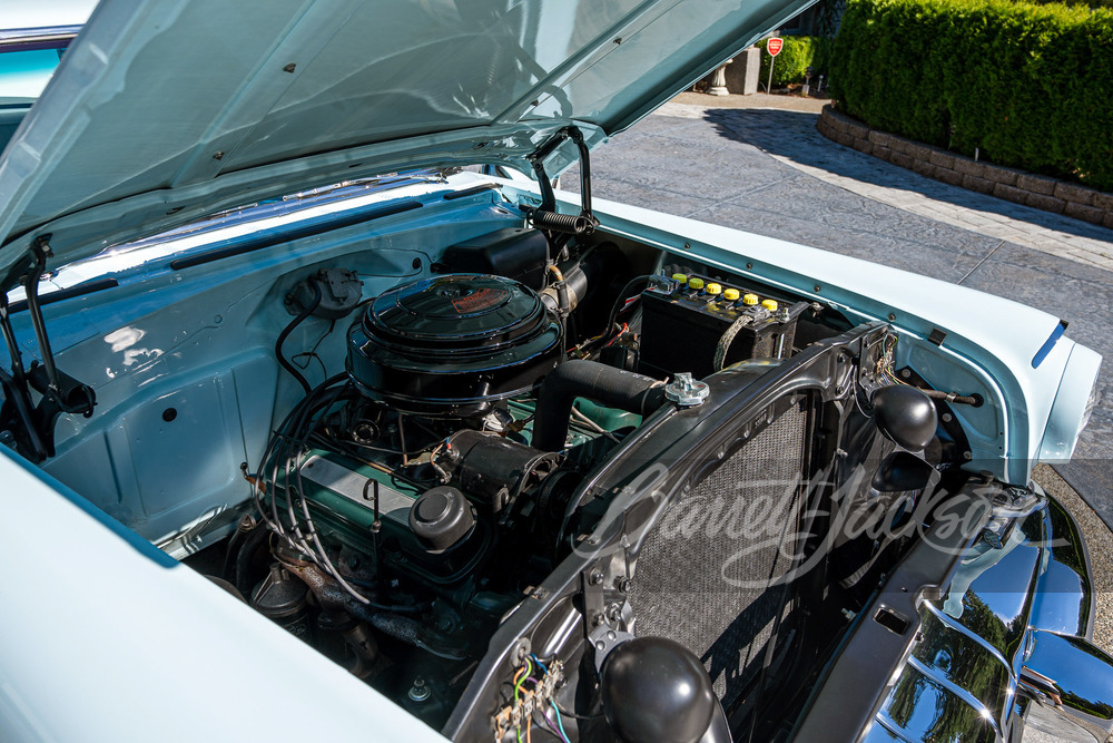 1956 PONTIAC CHIEFTAIN CATALINA 2-DOOR HARDTOP - Engine - 263017