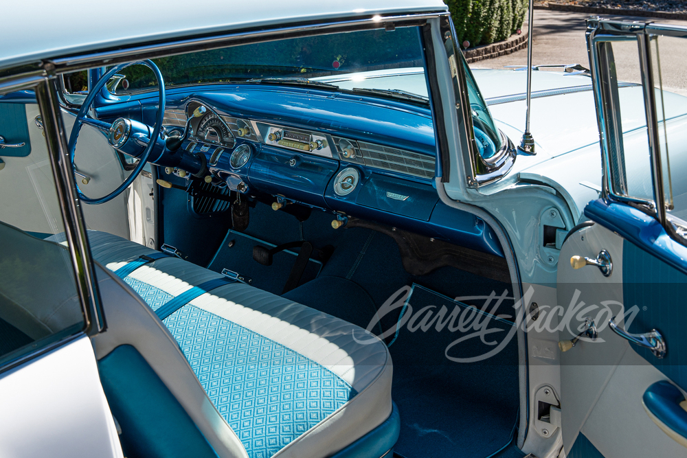 1956 PONTIAC CHIEFTAIN CATALINA 2-DOOR HARDTOP - Interior - 263017