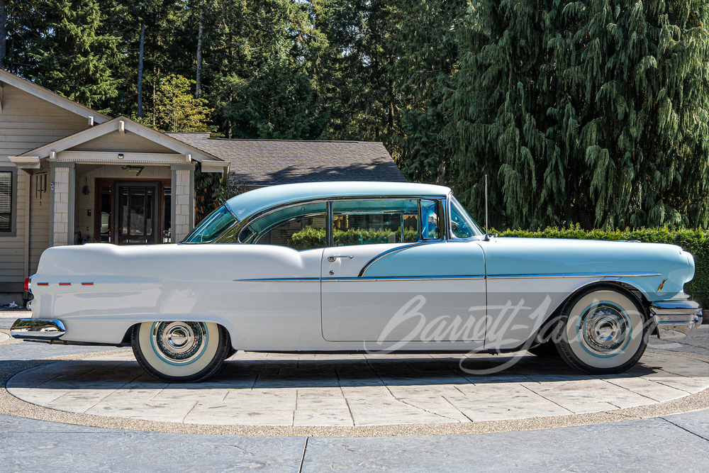 1956 PONTIAC CHIEFTAIN CATALINA 2-DOOR HARDTOP - Side Profile - 263017