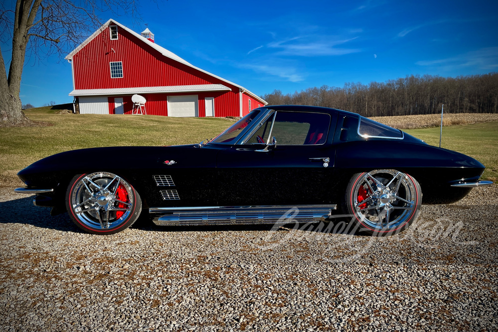1963 CHEVROLET CORVETTE CUSTOM SPLIT-WINDOW COUPE - Side Profile - 263059