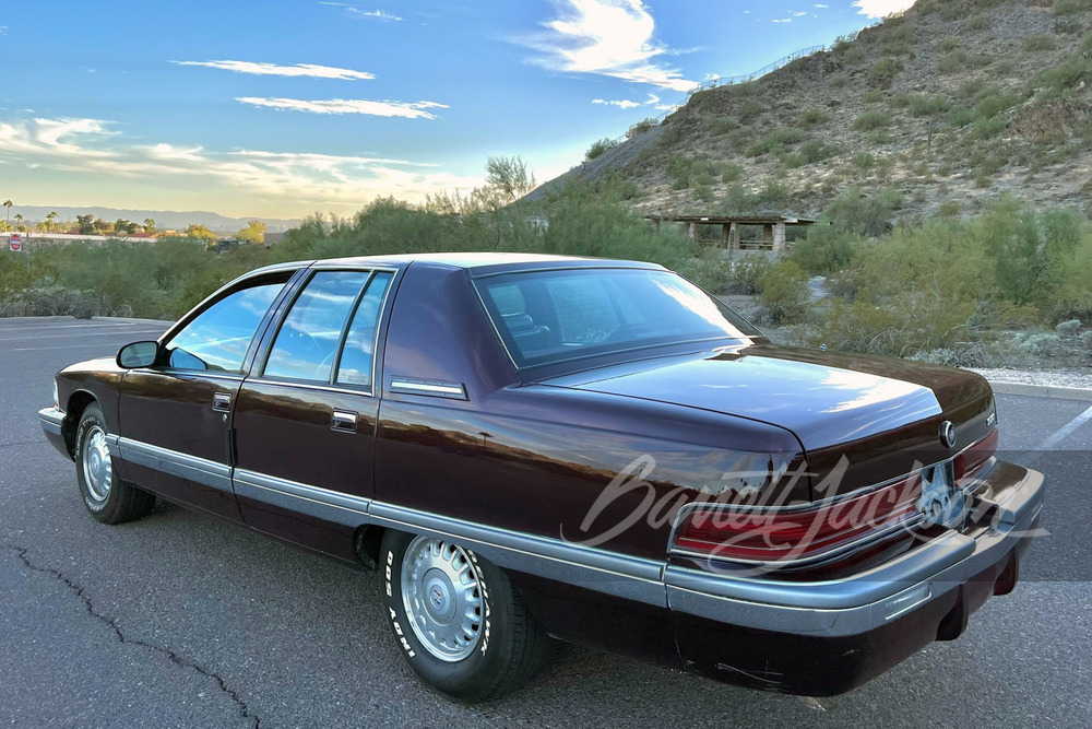 1996 BUICK ROADMASTER CUSTOM - Rear 3/4 - 263109