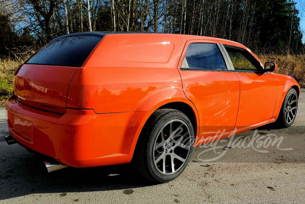 2006 DODGE MAGNUM R/T CUSTOM WAGON - Rear 3/4 - 263178