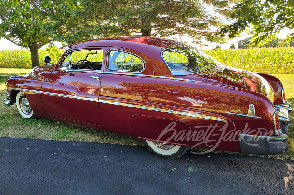 1951 MERCURY CLUB COUPE - Rear 3/4 - 263192