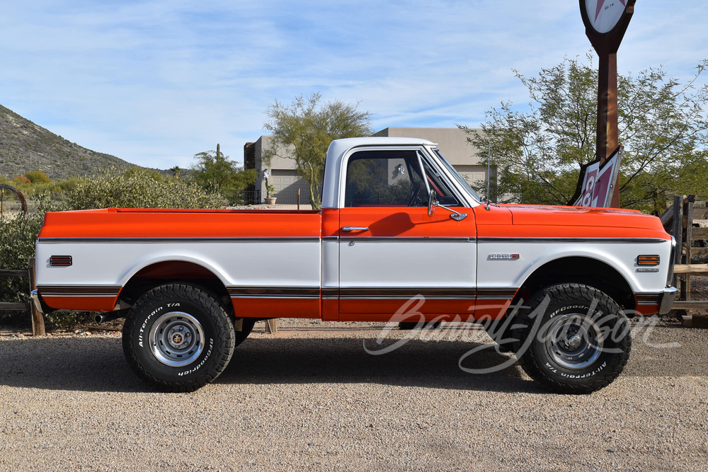 1970 CHEVROLET K10 CUSTOM PICKUP - Side Profile - 263275