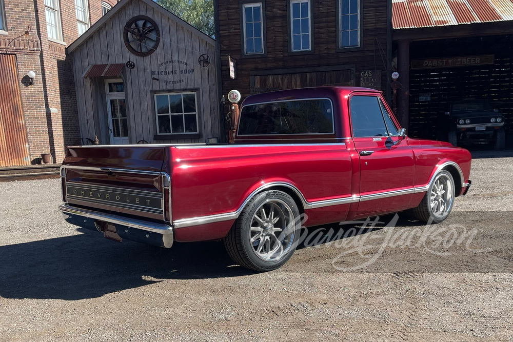 1967 CHEVROLET C10 CUSTOM PICKUP - Rear 3/4 - 263408