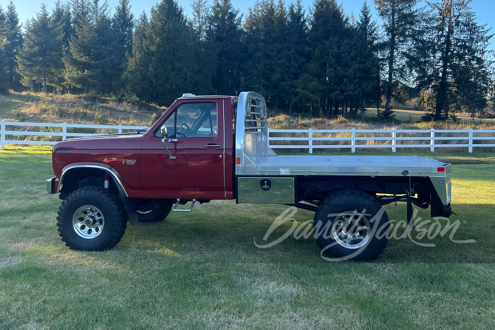 1986 FORD F-350 CUSTOM FLATBED TRUCK - Side Profile - 263514