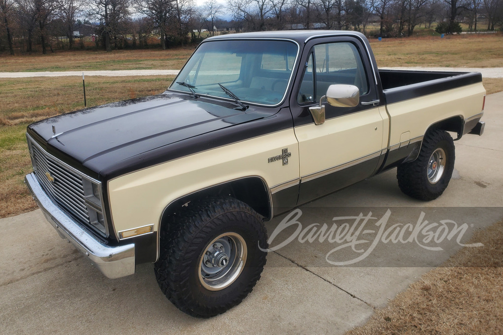 1984 CHEVROLET K10 PICKUP - Front 3/4 - 263580