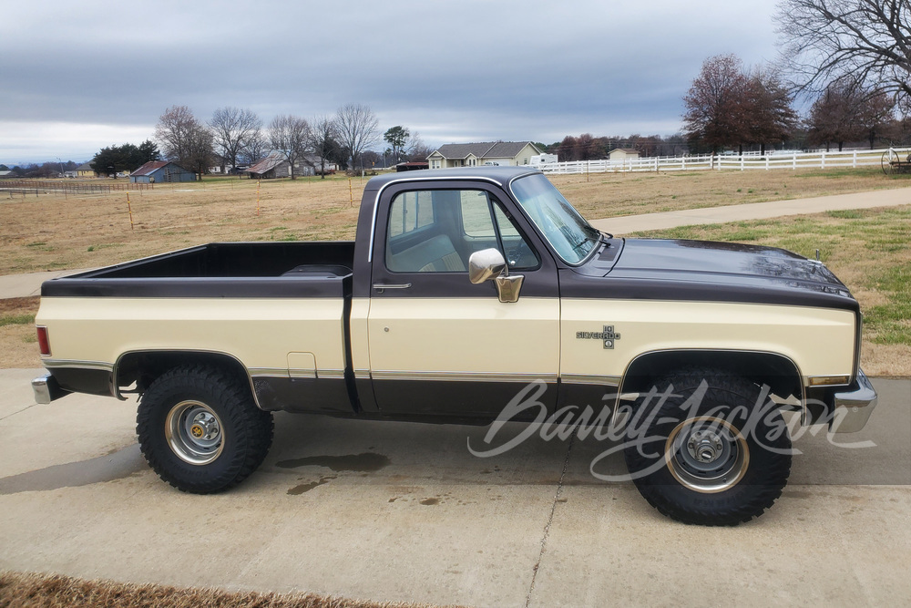 1984 CHEVROLET K10 PICKUP - Side Profile - 263580