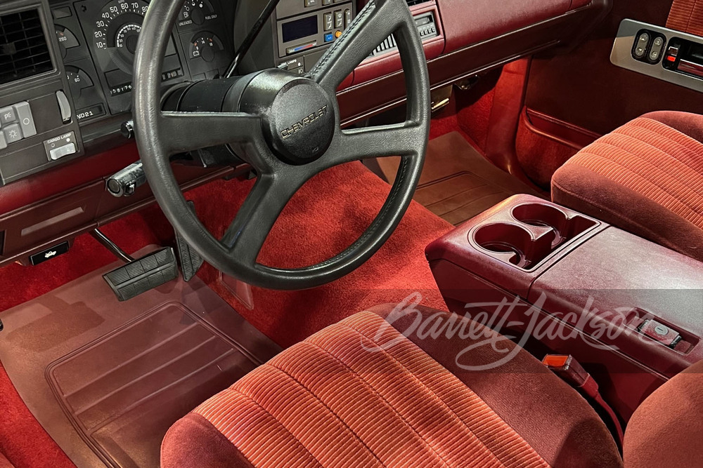 1990 CHEVROLET 454 SS CUSTOM PICKUP - Interior - 263596