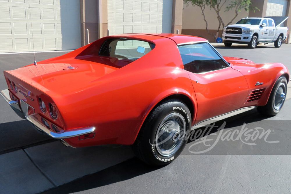 1970 CHEVROLET CORVETTE 454/390 T-TOP COUPE - Rear 3/4 - 263715