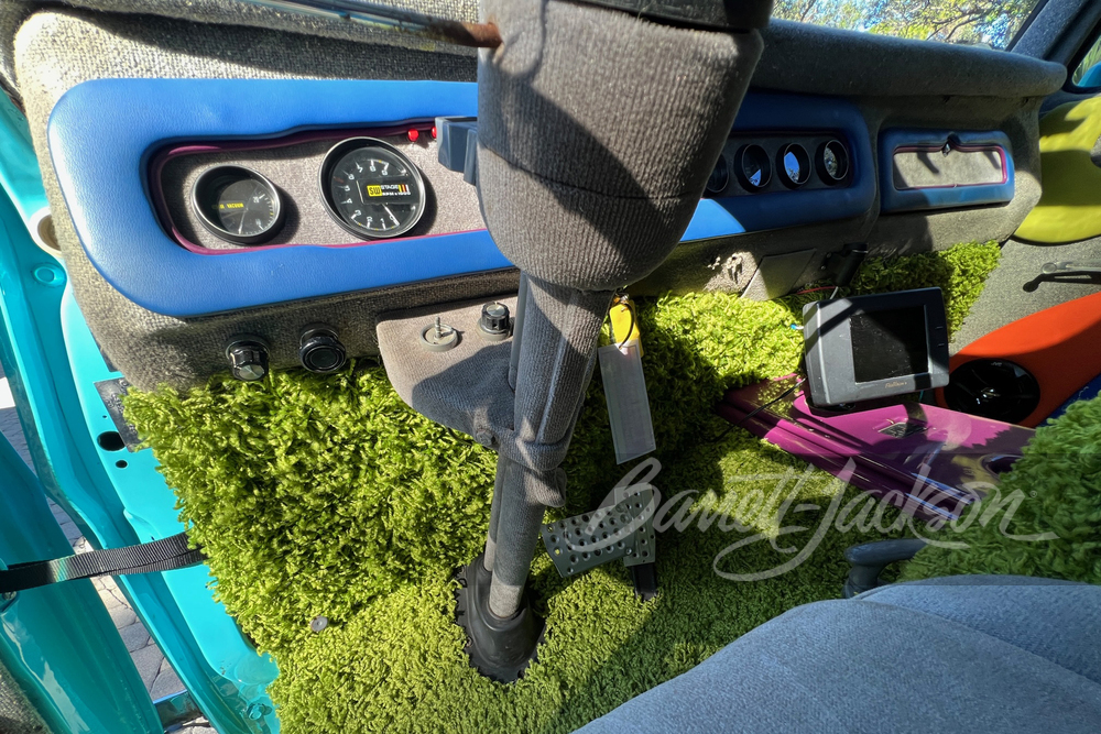 1969 CHEVROLET G10 "MYSTERY MACHINE" RE-CREATION - Misc 12 - 263726