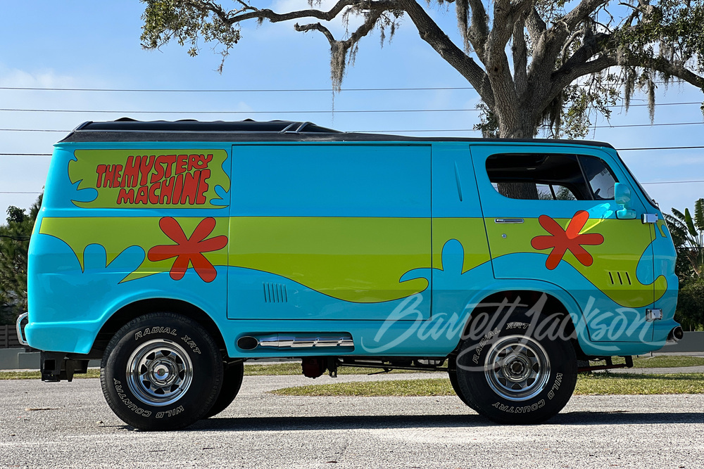 1969 CHEVROLET G10 "MYSTERY MACHINE" RE-CREATION - Side Profile - 263726