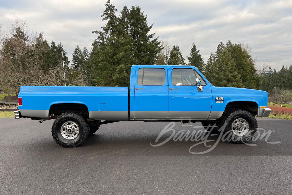 1983 CHEVROLET K30 PICKUP - Side Profile - 263876