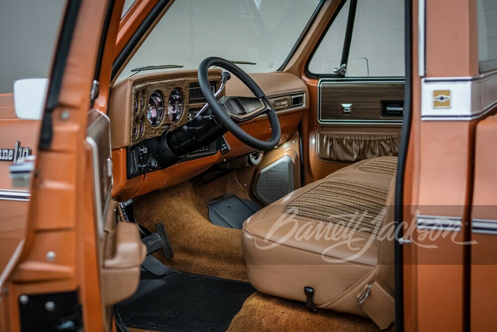 1973 CHEVROLET C10 CUSTOM PICKUP - Interior - 264675