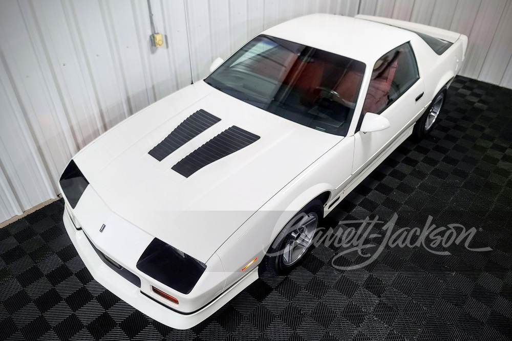 1987 CHEVROLET CAMARO IROC-Z - Front 3/4 - 265236