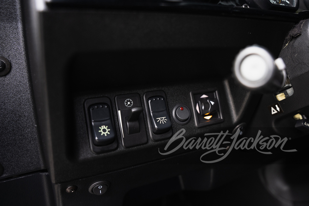 2006 HUMMER H1 CUSTOM ALPHA WAGON - Misc 16 - 265375