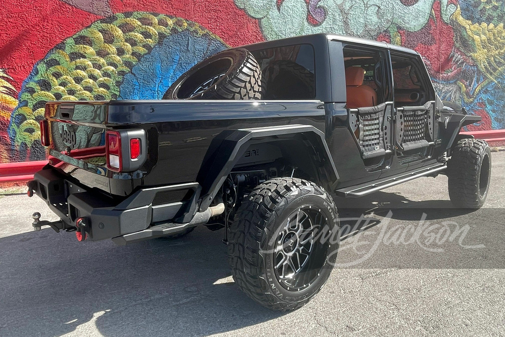 2021 JEEP GLADIATOR CUSTOM SUV - Rear 3/4 - 266814