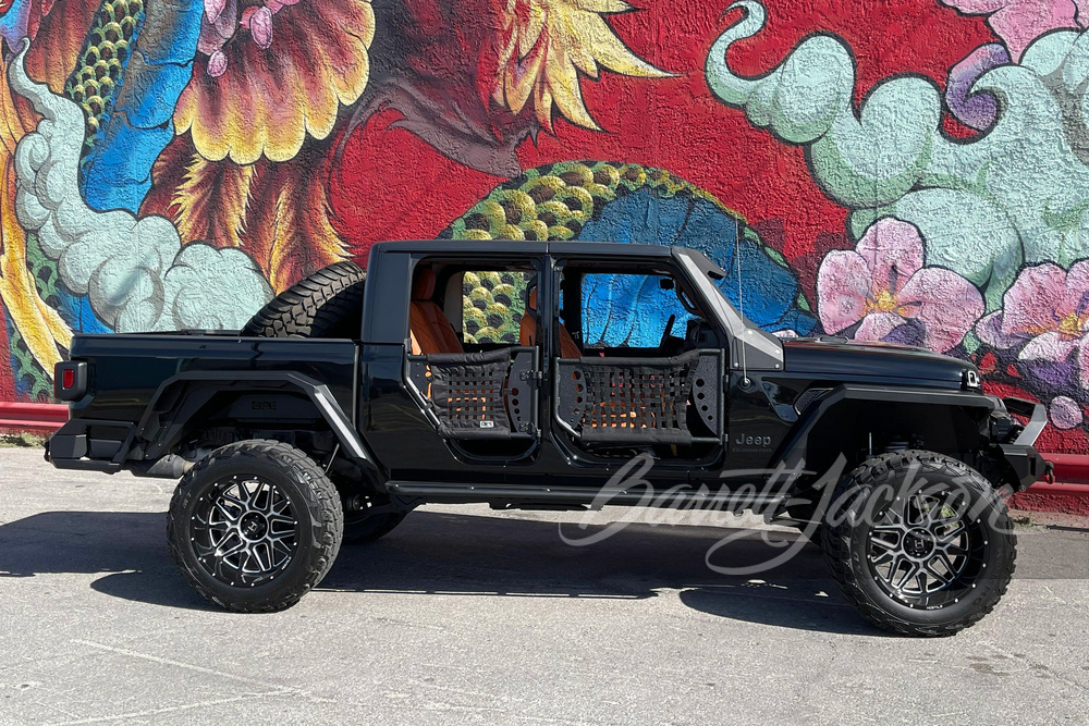 2021 JEEP GLADIATOR CUSTOM SUV - Side Profile - 266814