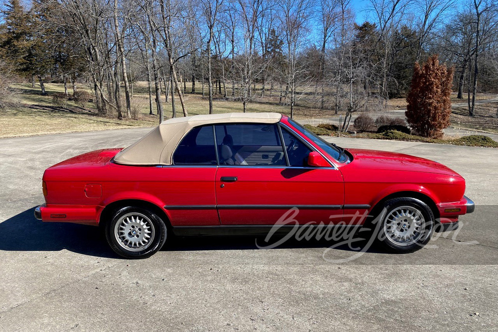 1989 BMW 325i - Side Profile - 266855