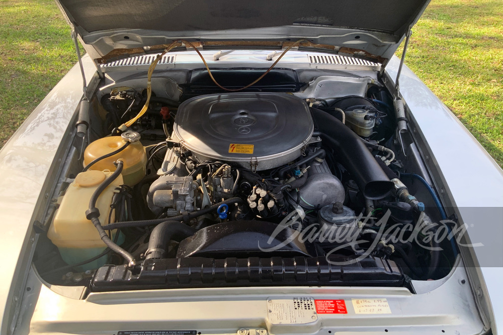 1985 MERCEDES-BENZ 380SL ROADSTER - Engine - 267003