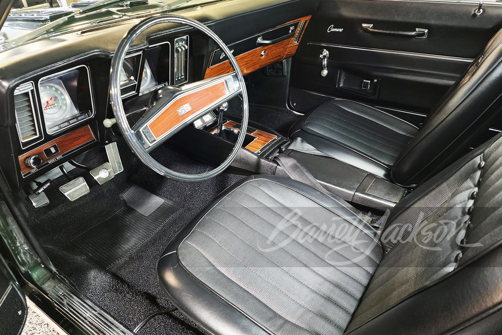 1969 CHEVROLET CAMARO SS 396 - Interior - 267007