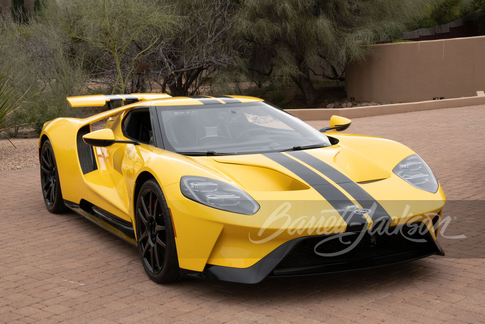 2020 FORD GT - Front 3/4 - 267156