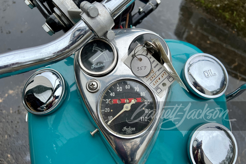 1947 INDIAN CHIEF MOTORCYCLE - Interior - 267260