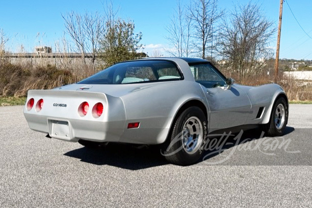 1981 CHEVROLET CORVETTE 350/190 - Rear 3/4 - 267272