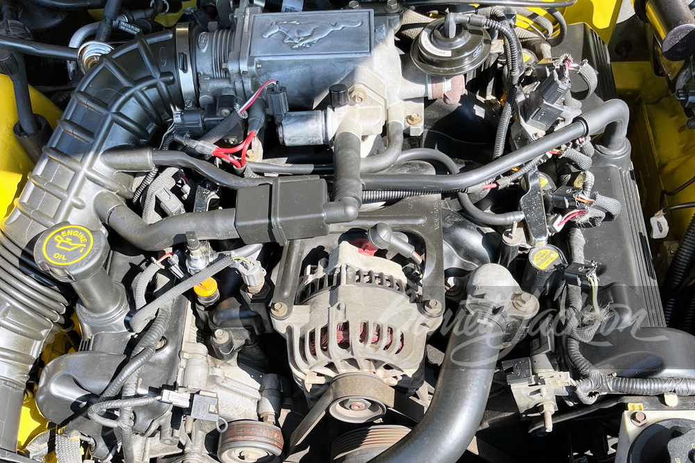 1999 FORD MUSTANG GT CONVERTIBLE - Engine - 267284
