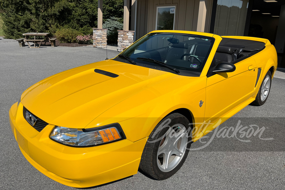 1999 FORD MUSTANG GT CONVERTIBLE - Front 3/4 - 267284