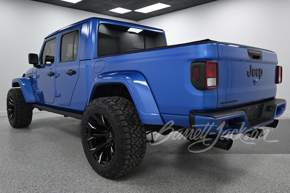 2021 JEEP GLADIATOR CUSTOM PICKUP - Rear 3/4 - 267397