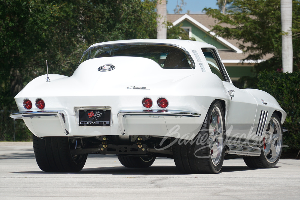1965 CHEVROLET CORVETTE CUSTOM COUPE - Rear 3/4 - 267560
