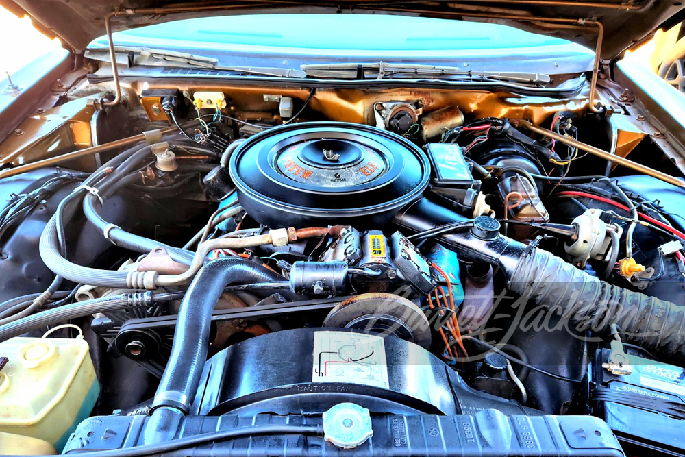 1976 CHRYSLER NEW YORKER - Engine - 267561