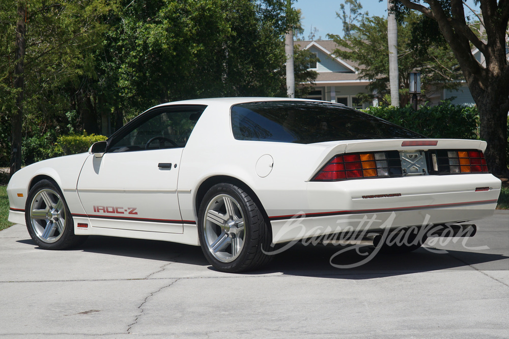 1987 CHEVROLET CAMARO IROC-Z - Rear 3/4 - 267873