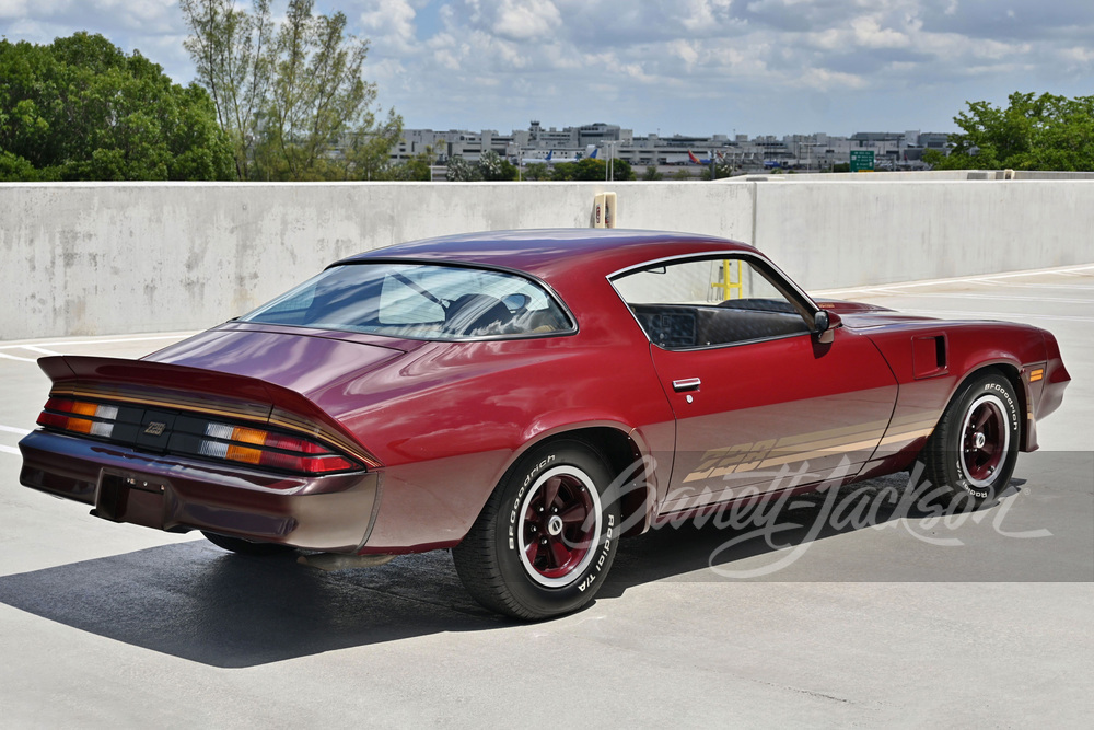 1981 CHEVROLET CAMARO Z/28 - Rear 3/4 - 267874