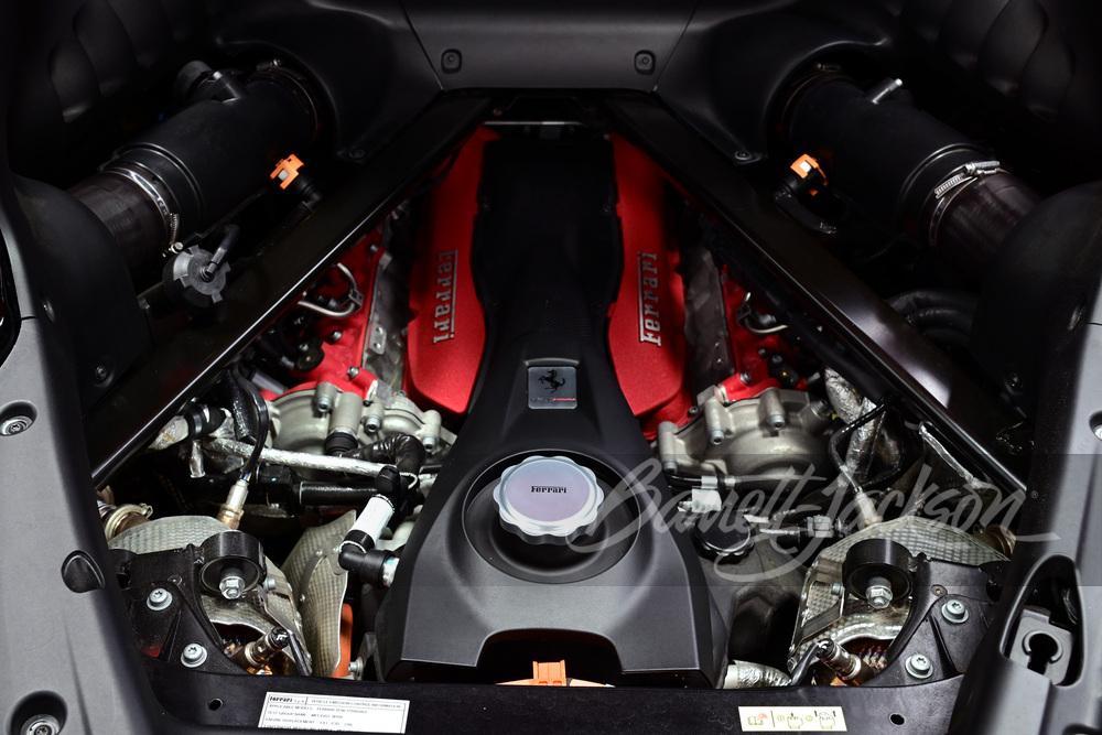 2021 FERRARI SF90 - Engine - 268905