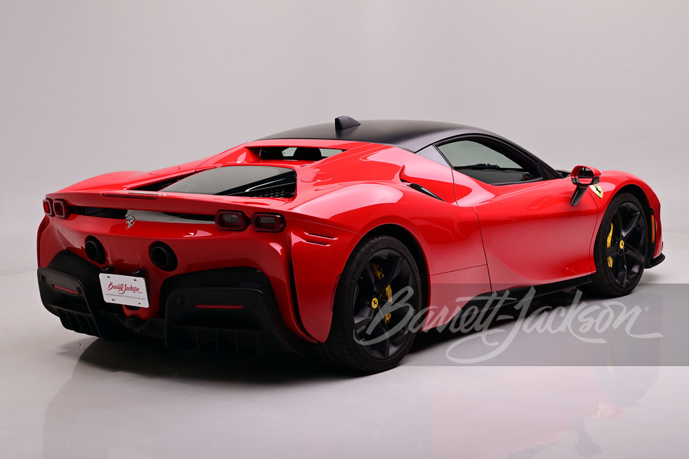 2021 FERRARI SF90 - Rear 3/4 - 268905