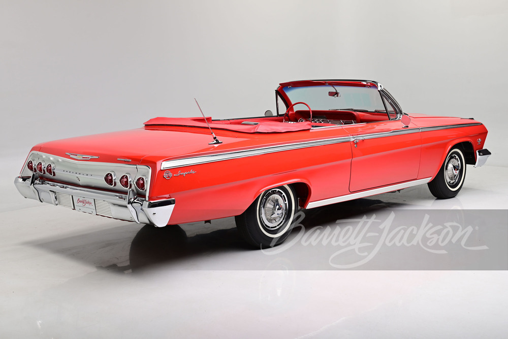 1962 CHEVROLET IMPALA SS CONVERTIBLE - Rear 3/4 - 269059