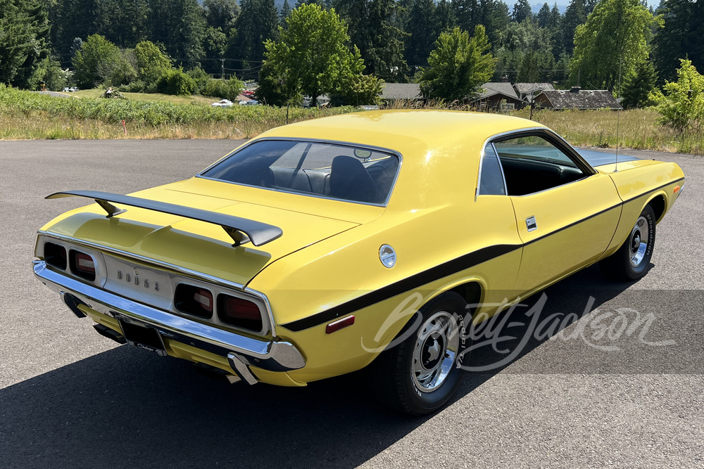 1972 DODGE CHALLENGER - Rear 3/4 - 269109