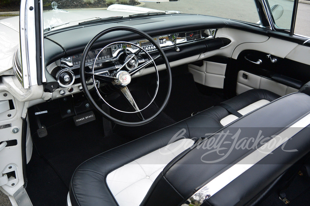 1957 BUICK ROADMASTER CONVERTIBLE - Interior - 269110