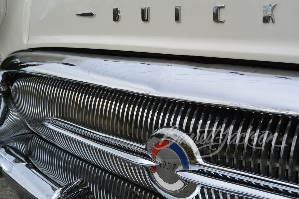 1957 BUICK ROADMASTER CONVERTIBLE - Misc 22 - 269110