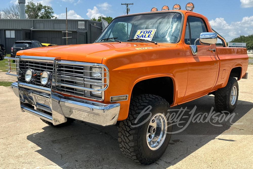 1984 CHEVROLET K10 PICKUP - Front 3/4 - 269318